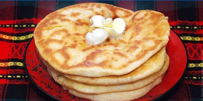 Bereit Stapel Khachapuri