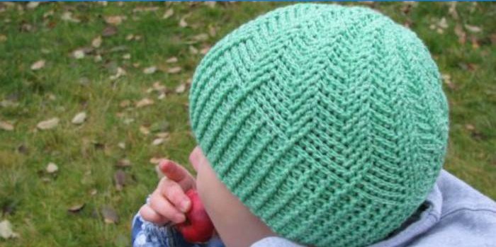 Strickmütze für Kinder mit geprägtem Muster