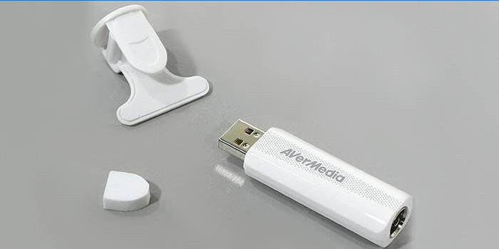 USB-Videotuner mit Antenne für AVerMedia Technologies TD310 Laptop