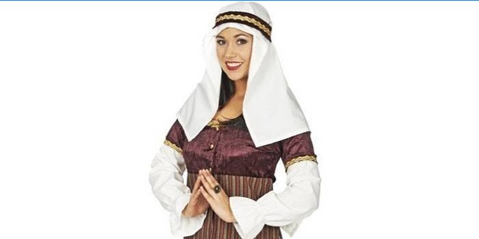 Mädchen im arabischen Kostüm