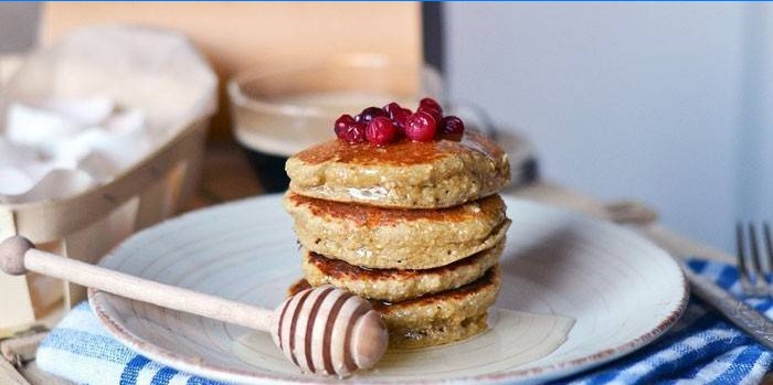 Pfannkuchen mit Haferflocken und Banane