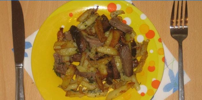 Kartoffel mit Fleisch