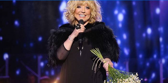 Alla Pugacheva