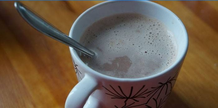 Tasse Kakao in Milch