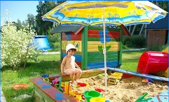 Kinderspielplatz auf dem Land - Spielgeräte zum Selbermachen