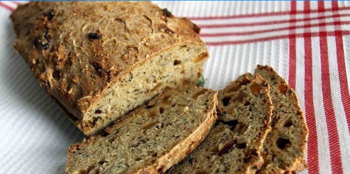 Ryeless Roggenbrot mit Rosinen