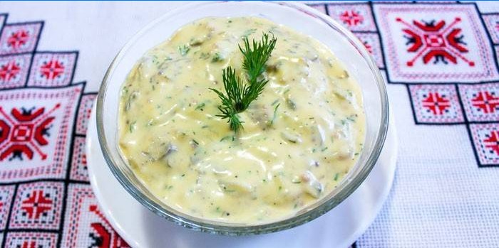 Hausgemachte klassische Tartarsauce