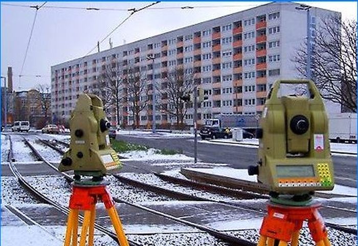 Elektronische Totalstation - in Fragen der Geodäsie kann man nicht darauf verzichten