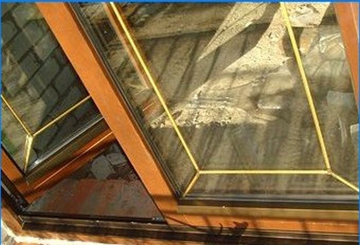 Metall-Kunststoff-Fenster: Wir wählen die Farbe professionell aus