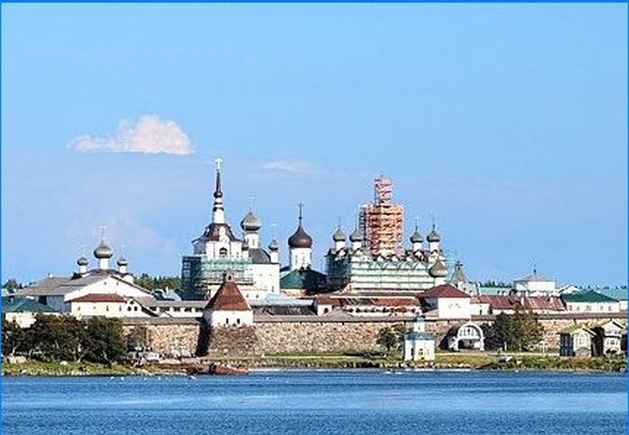 Solovetsky-Kloster - der Haupttempel des russischen Nordens und das berühmte Gefängnis