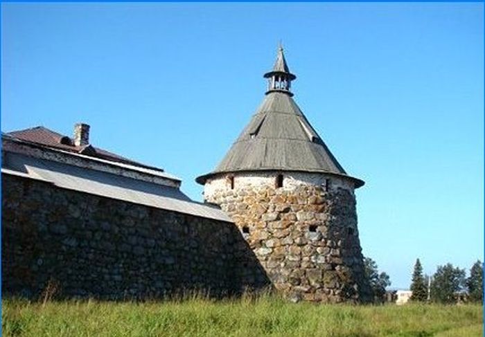 Solovetsky-Kloster - der Haupttempel des russischen Nordens und das berühmte Gefängnis