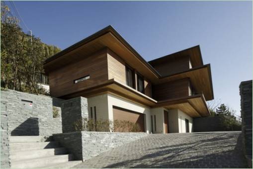 Eingang zur Residenz T von Kidosaki Studio in Japan