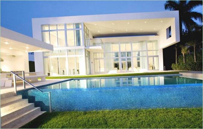 Schneeweiße North Bay Residence in Miami Beach