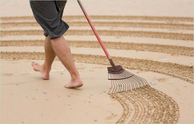 Eine Zeichnung im Sand