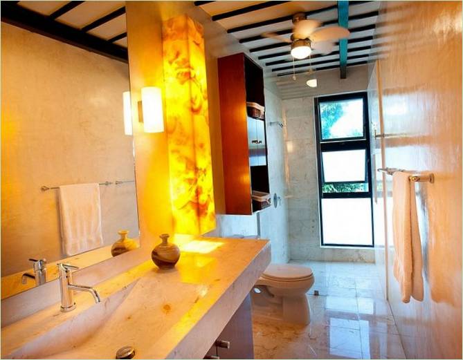 Badezimmer in einem Landhaus in Mexiko