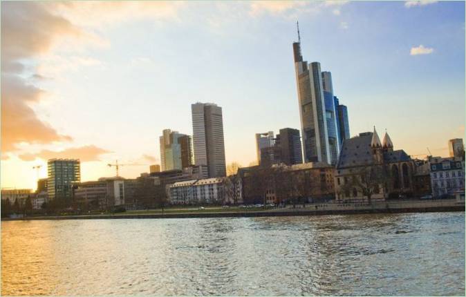 Cooler Blick auf die Stadt von oben