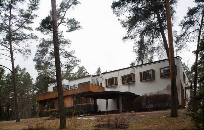 Außenansicht der Villa Mairea von Alvar Aalto