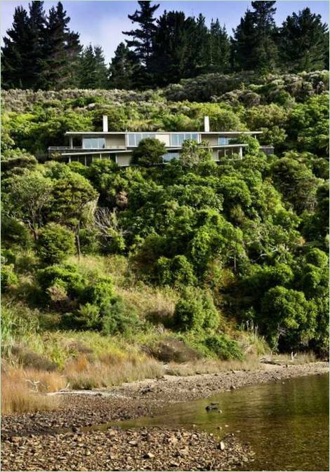 Berek am Fuße des Apple Bay Mansion Der Weg zwischen den Gebäuden