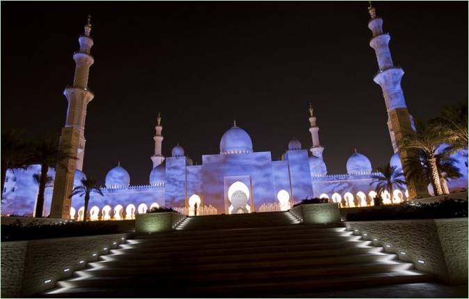 Schöne Moschee von außen