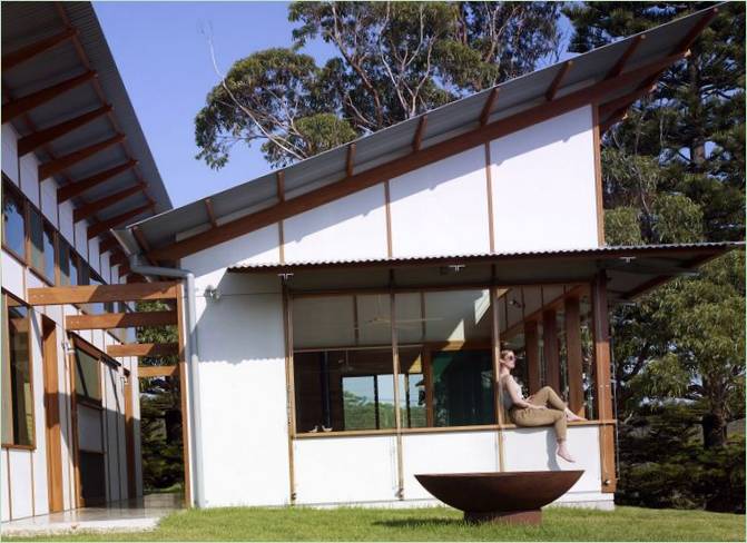 Weißes Sommerferienhaus in Australien