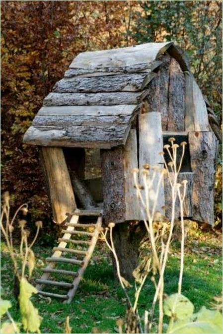 Spielhaus für Kinder im Garten