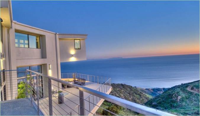 Ein schönes Haus am Meer in Malibu