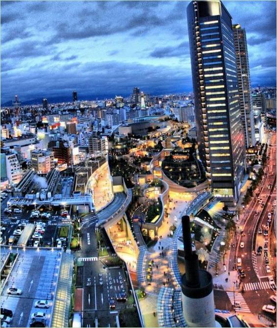 Namba Parks Gärten in Osaka